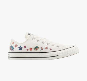 Chuck Taylor All Star Flowers